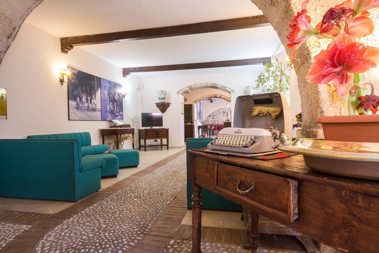 Hotel Alle Vecchie Arcate Pescasseroli Buitenkant foto
